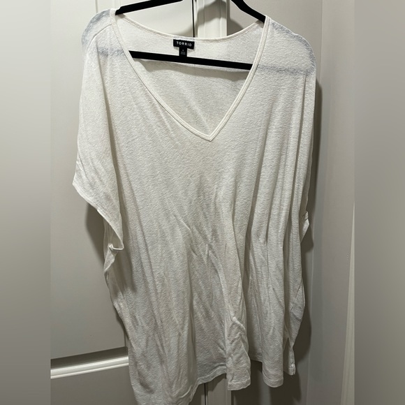 Torrid 4 White Blouse - Picture 1 of 2